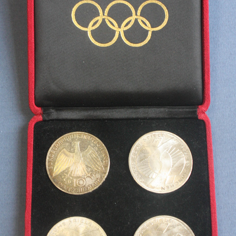 Германия, олимпийские игры, набор из 4 серебряных монет в коробке (10 марок), 1972 год